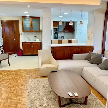 Modern 2 Bed Room Large Apartment Никосия Экстерьер фото